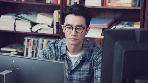 娱乐圈爆料最差艺人是谁,揭秘年度“黑名单” 第1张 娱乐圈爆料最差艺人是谁,揭秘年度“黑名单” 第1张